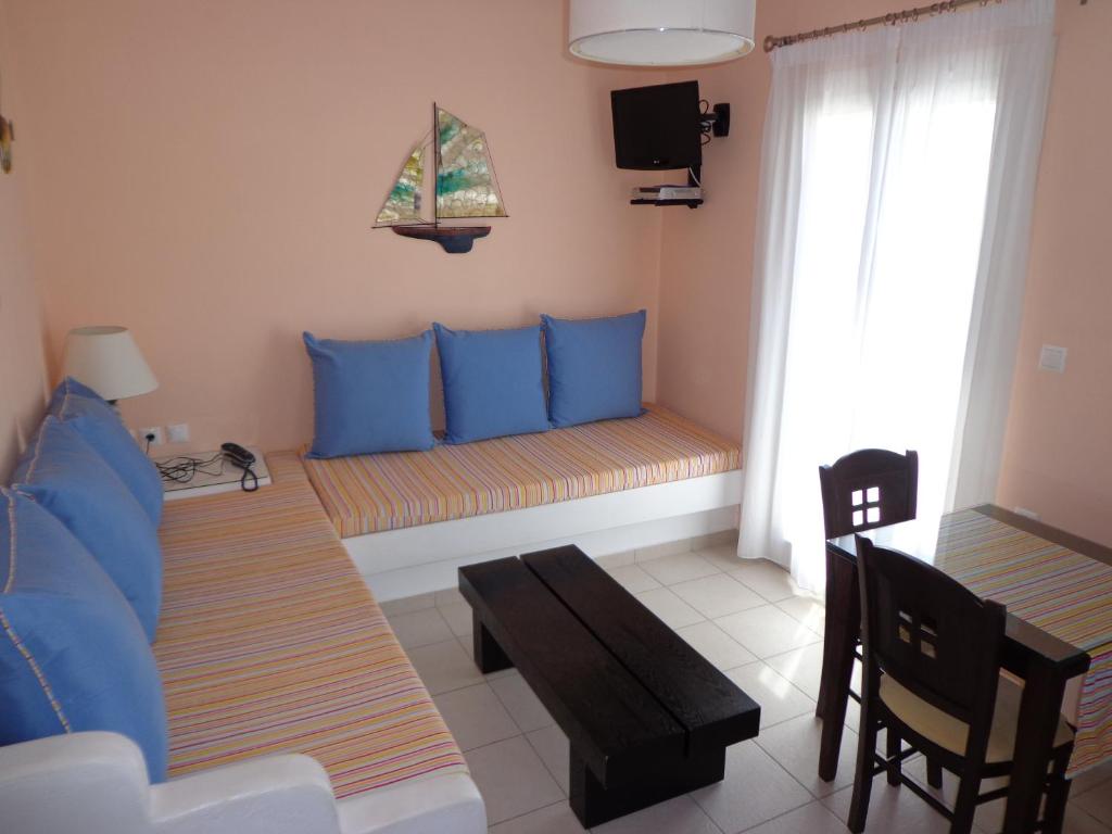 Blue Harmony Apartments