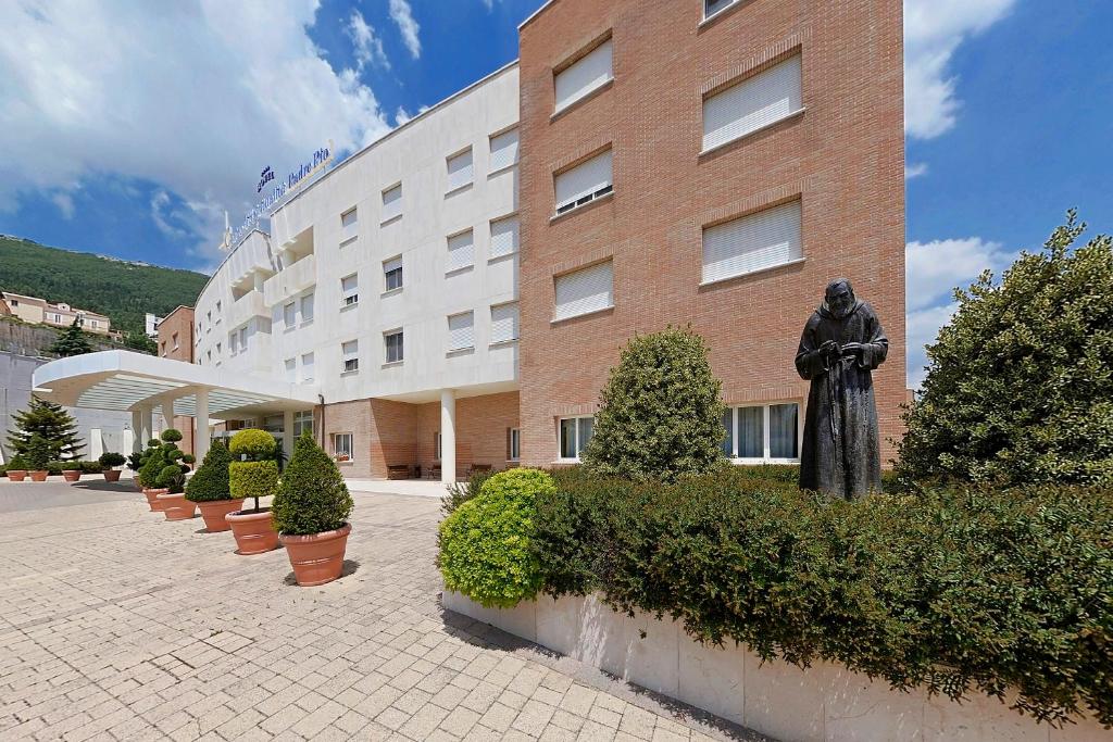 Hotel Centro di Spiritualità Padre Pio
