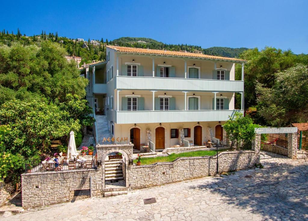 Nefeli Hotel