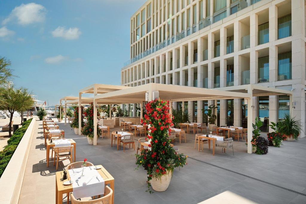 Hotel Ambasador