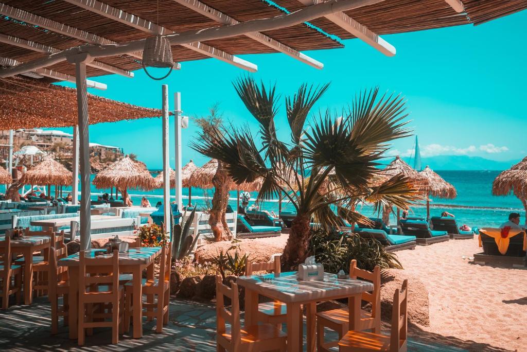 Paradise Beach Resort