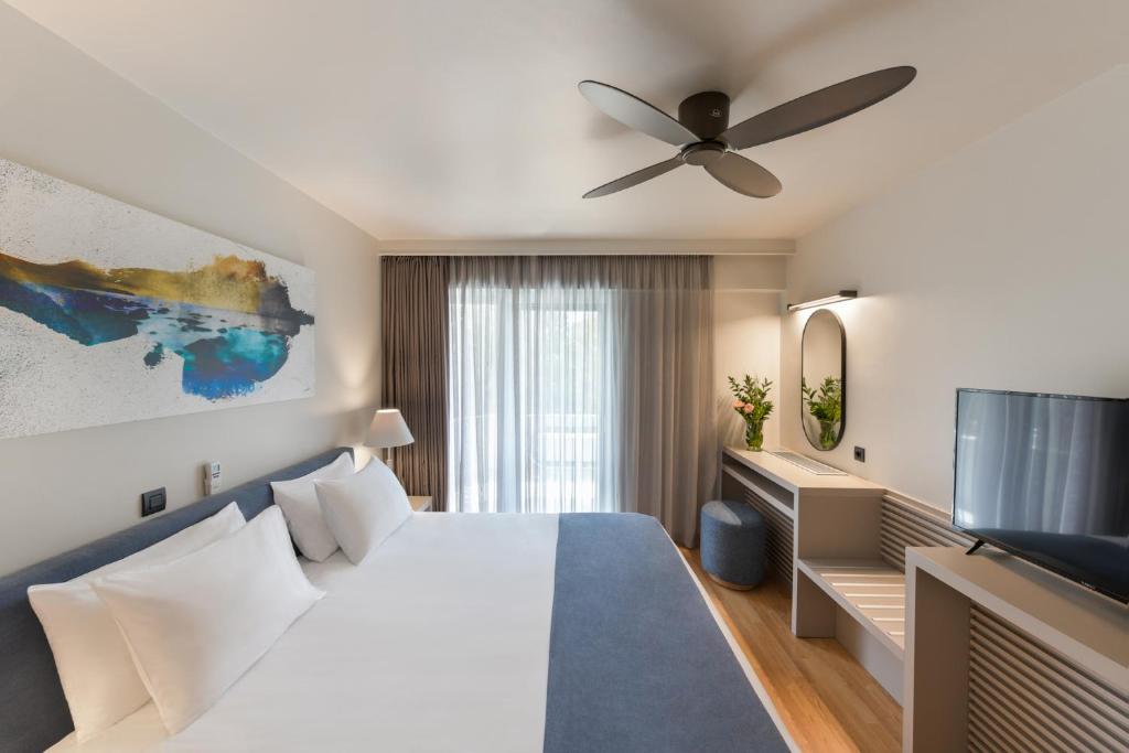 Blazer Suites Hotel