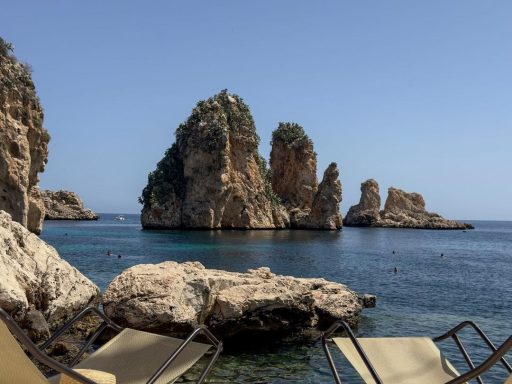 Tips for Visiting Palermo's Beaches