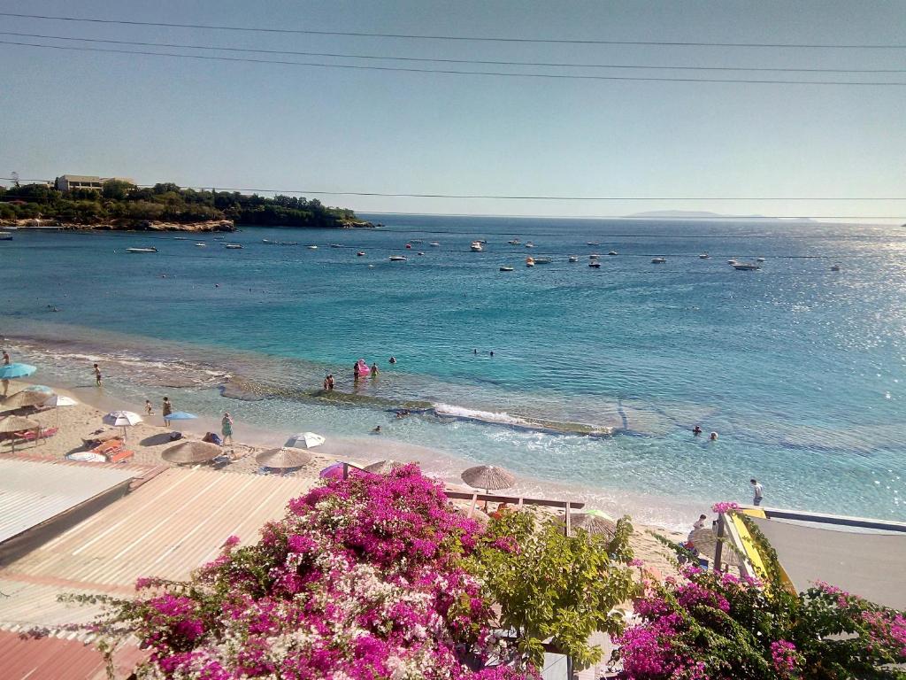 Buganvilla Sea View apts