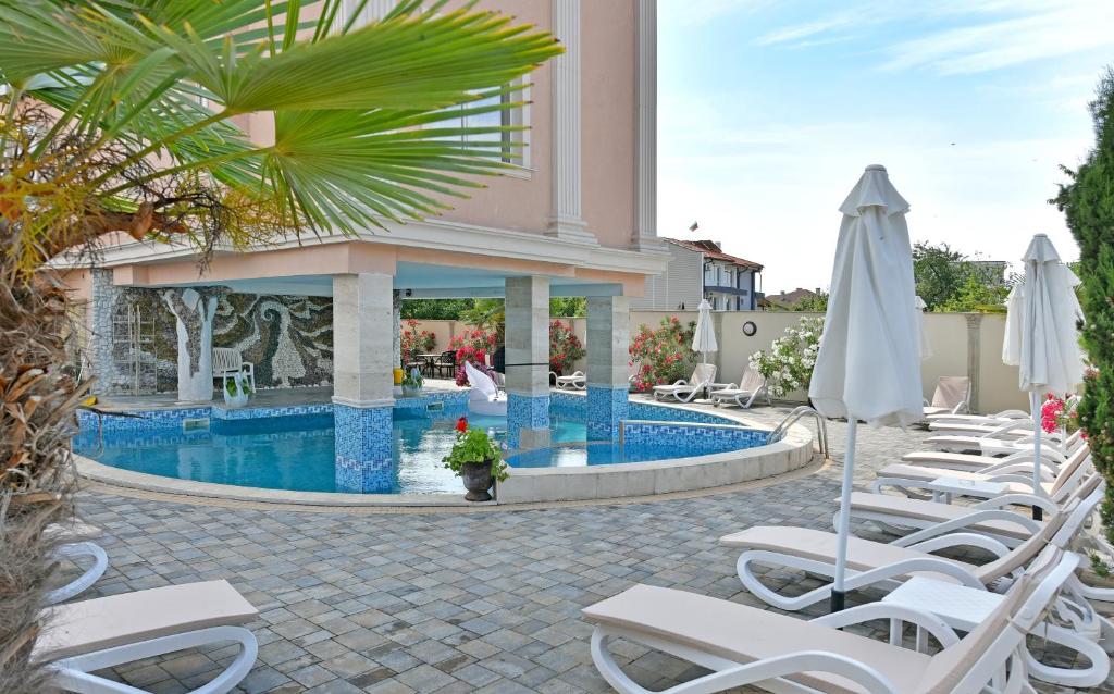 Serena Palace Hoteli