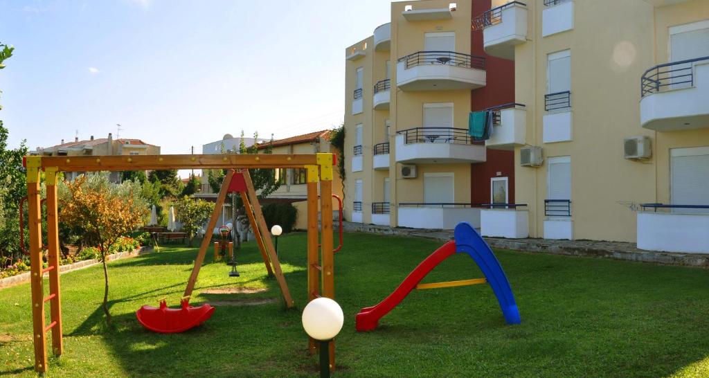 Adonis Hotel