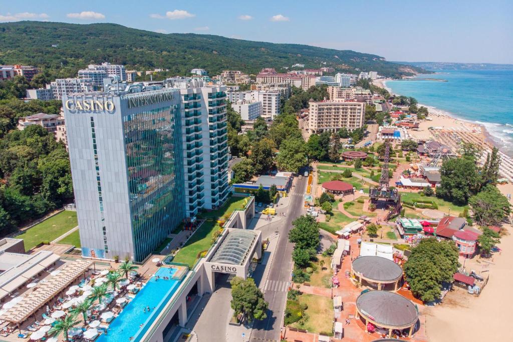 Casino International Hotel & Tower Suites