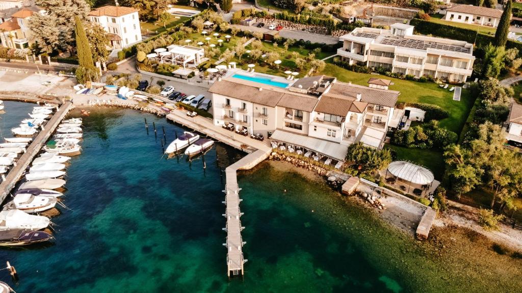Hotel Bella