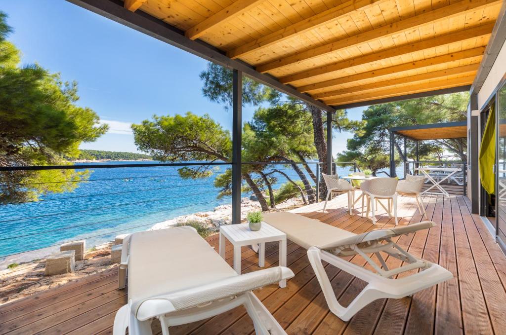Arena Stoja Camping Homes