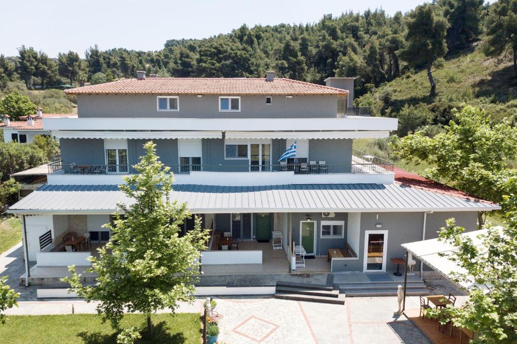 Istira Hotel