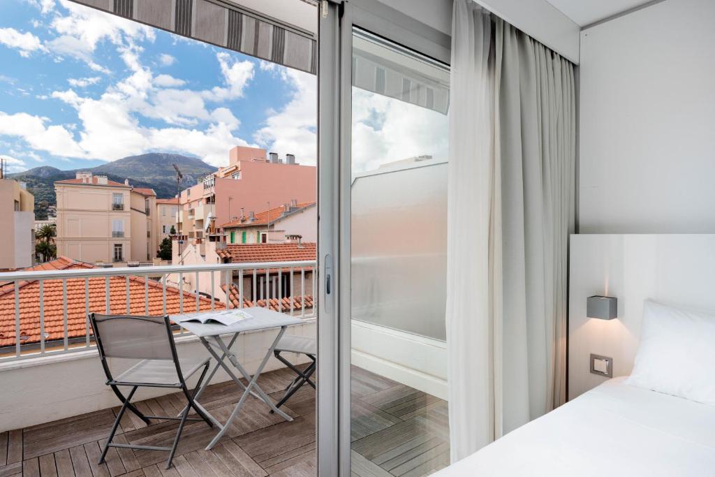 ibis Styles Menton Centre
