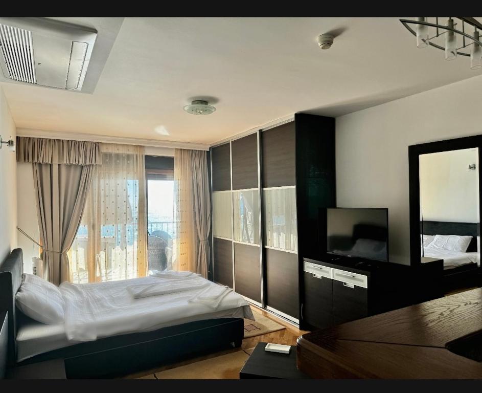 Hotel Lungo Mare