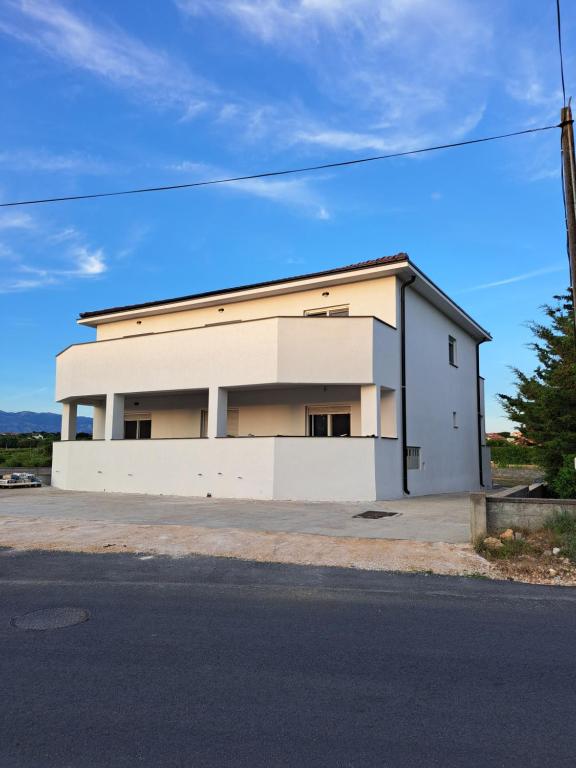 Apartmani Emanuel