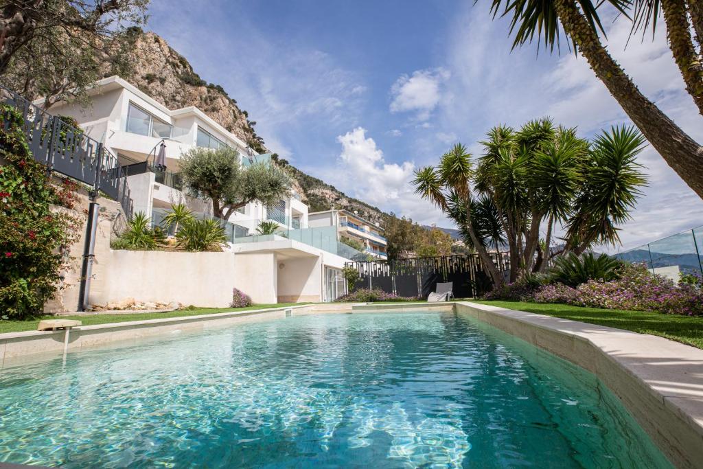 Monts Del Oliviers Cap d'Ail App 4