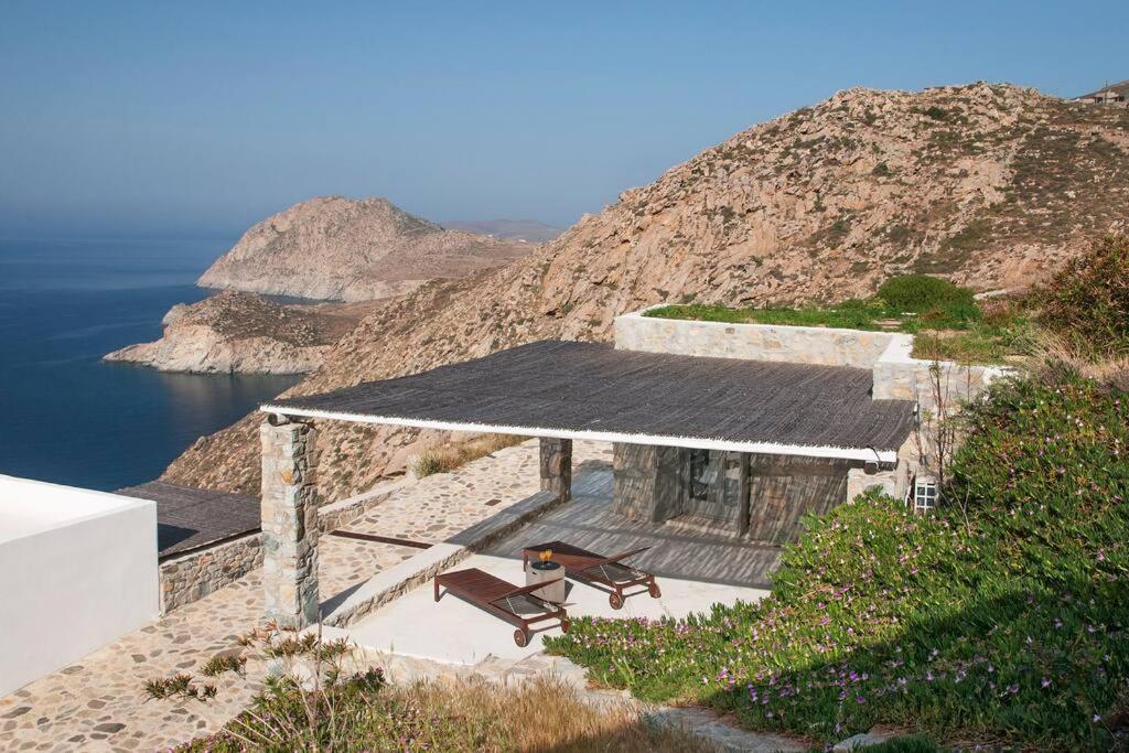 Dreamy Cycladic Summer House