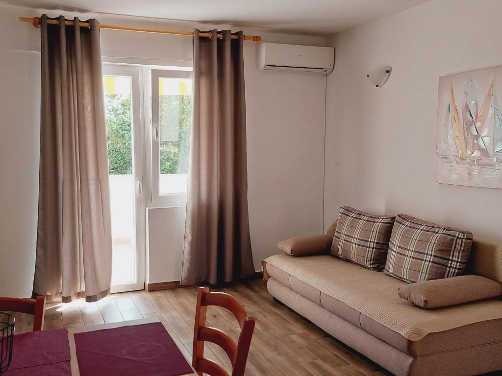 Apartments Nikola