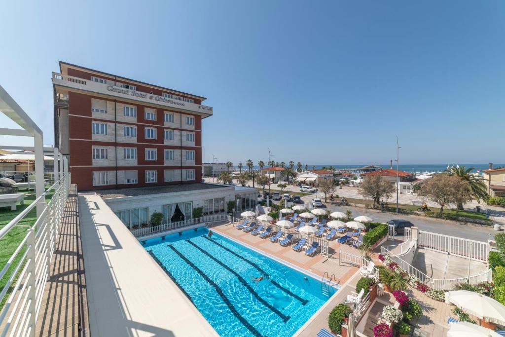 Grand Hotel Riviera