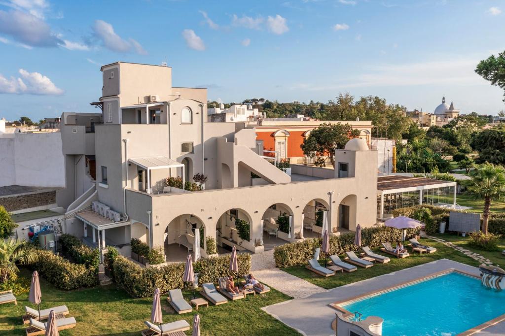 Insula Boutique Hotel