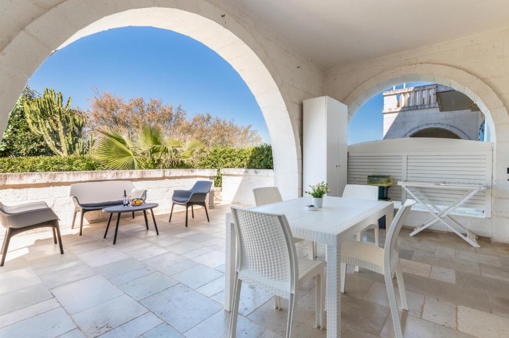 Calanca Apulian Residence