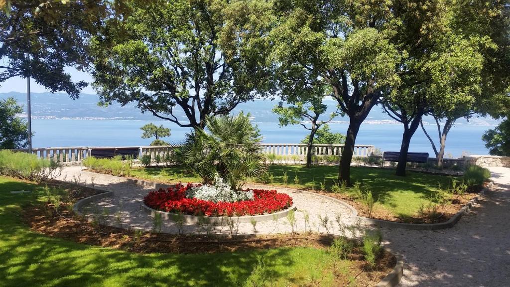 Gospoja Park & Beach Apartment