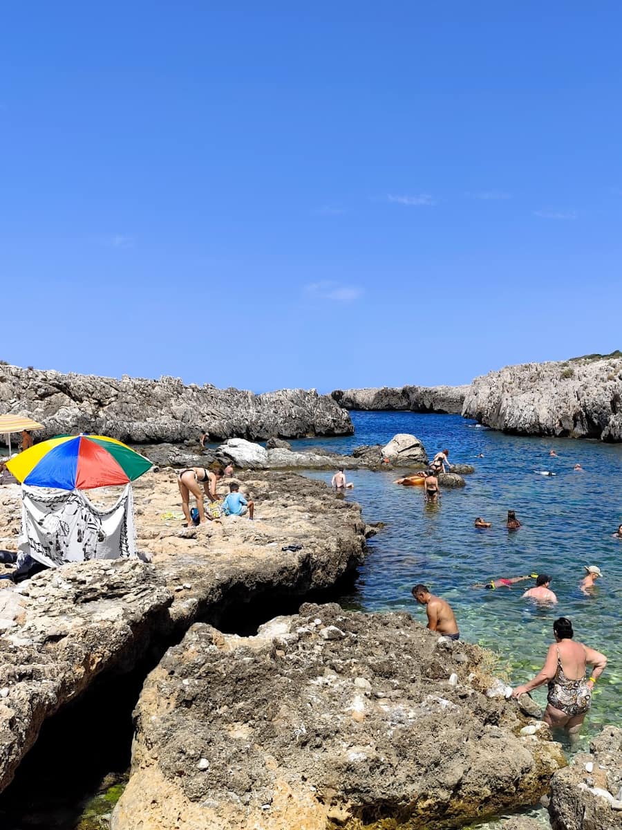 Isulidda Beach, Macari Isulidda Beach, Macari