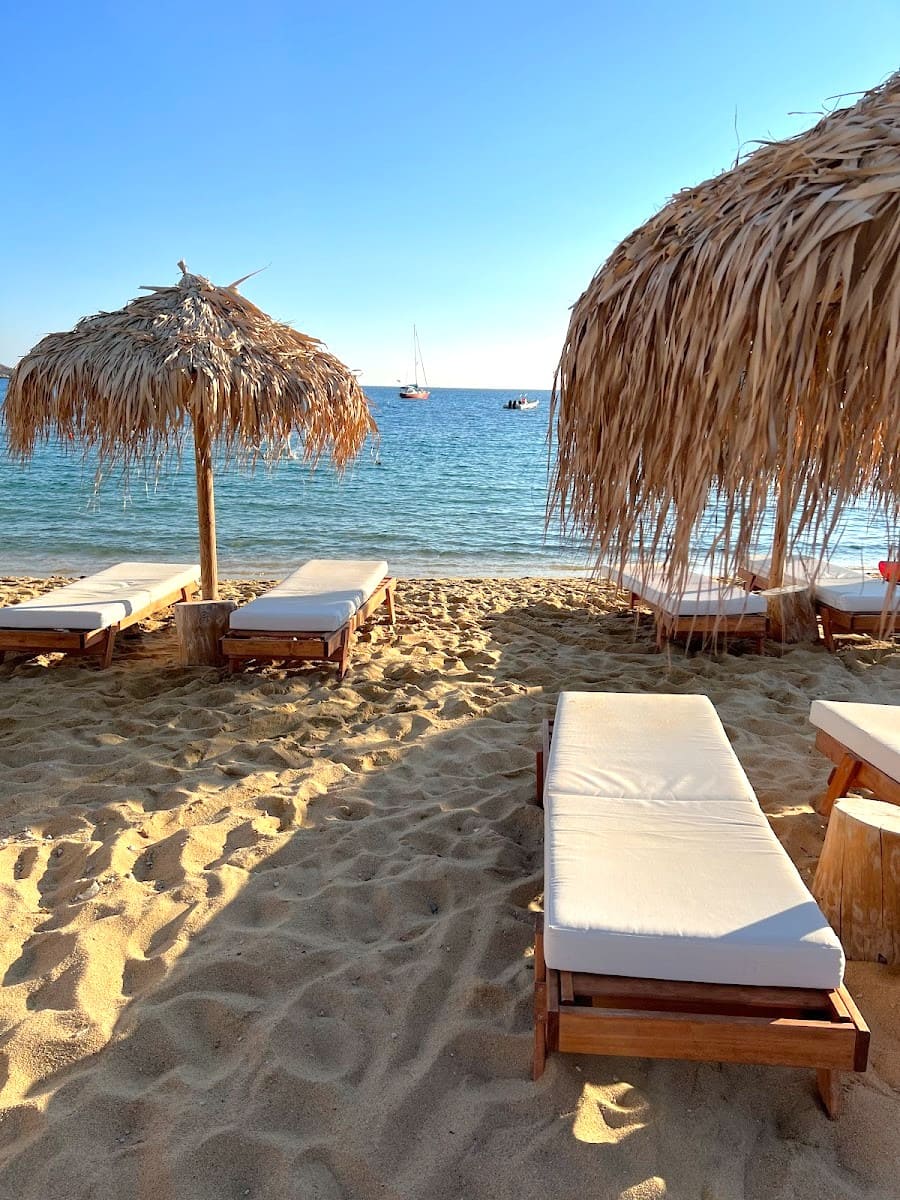 Mylopotas Beach, Ios Mylopotas Beach, Ios
