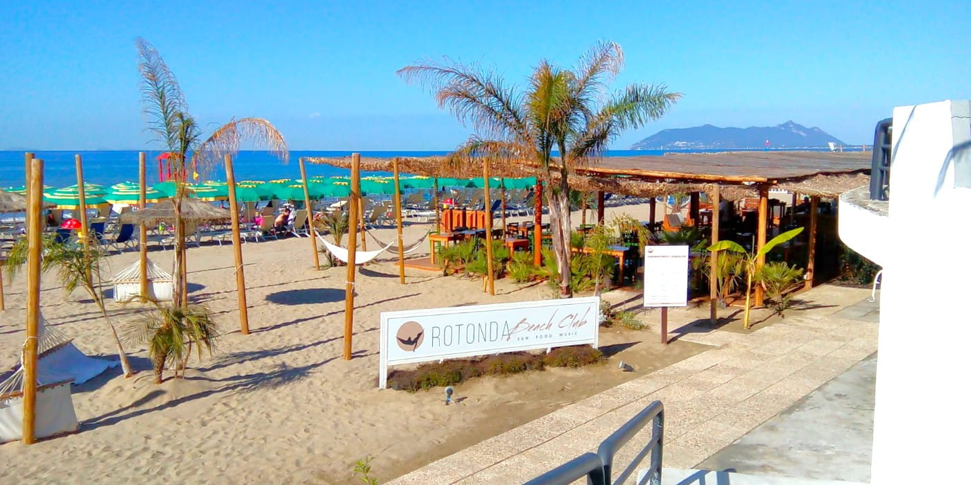 Rotonda Beach Club Beach, Terracina